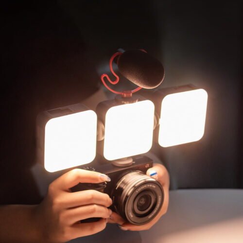 Version 1.0.0 Zealviz P96 Mini Bi-Color LED Video Light (2700-6500K) with 2200mAh & Cold Shoe